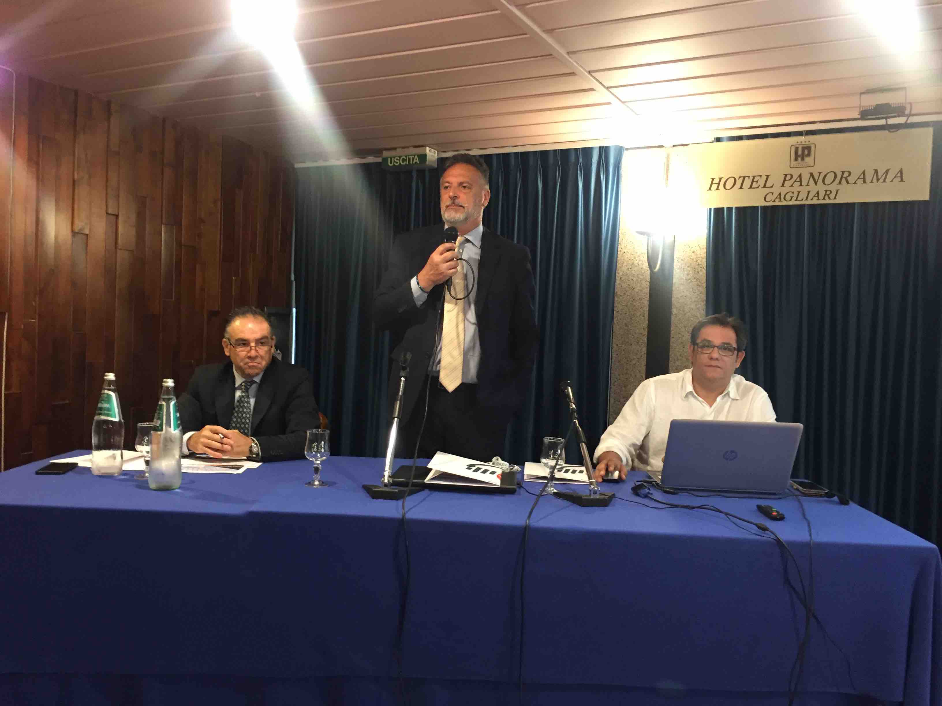 Comunicazione, deontologia e formazione continua: a Cagliari il convegno “Professione Infermiere”